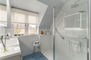 Photo 30- click for photo gallery